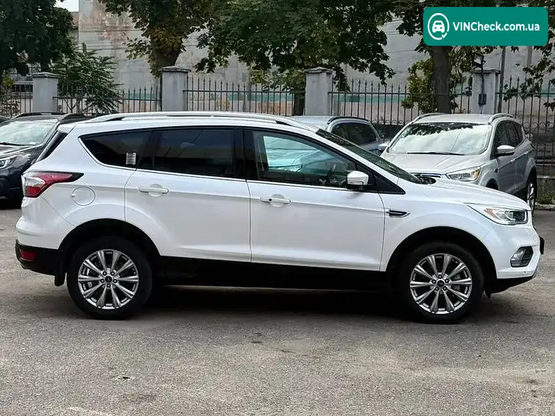Ford Escape 2018, фото з оголошення 1 з 20, VIN 1FMCU9J90JUC54249
