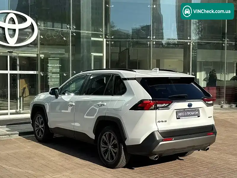 Toyota RAV4 2023, фото з оголошення 2 з 18, VIN JTMW73FV00J039417