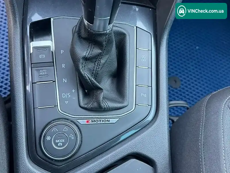 Volkswagen Tiguan 2018, фото з оголошення 2 з 9, VIN WVGZZZ5NZKW321486