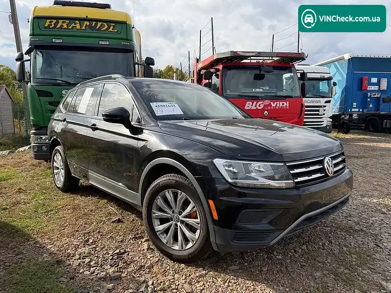 Volkswagen Tiguan 2018, фото з оголошення 1 з 14, VIN 3VV2B7AX1JM050798