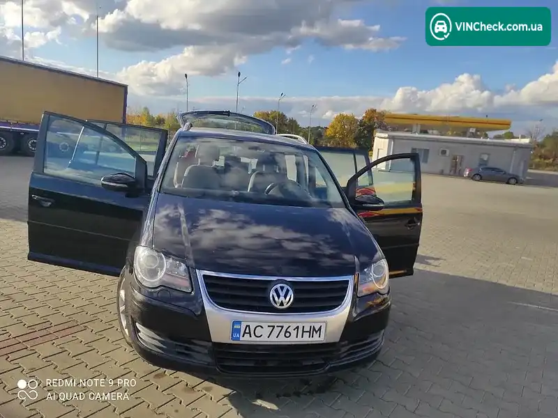 Volkswagen Touran 2010, фото з оголошення 2 з 16, VIN WVGZZZ1TZAW072521