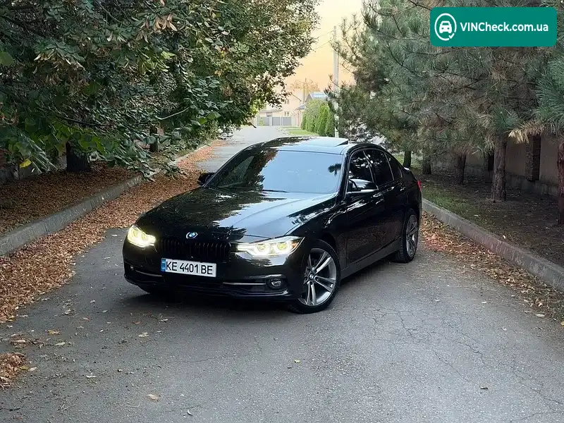 BMW 3 Series 2018, фото з оголошення 1 з 17, VIN WBA8D9C52JA616441