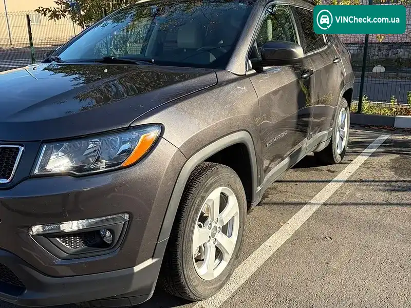 Jeep Compass 2018, фото з оголошення 1 з 6, VIN 3C4NJDBB9JT400622
