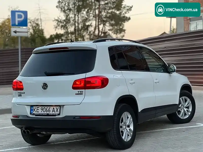 Volkswagen Tiguan 2015, фото з оголошення 2 з 20, VIN WVGBV7AX7GW571440