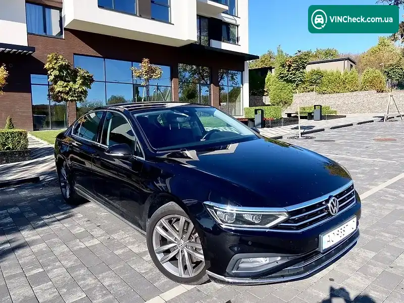 Volkswagen Passat 2019, фото з оголошення 1 з 16, VIN WVWZZZ3CZLE033906