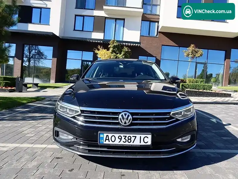 Volkswagen Passat 2019, фото з оголошення 2 з 16, VIN WVWZZZ3CZLE033906