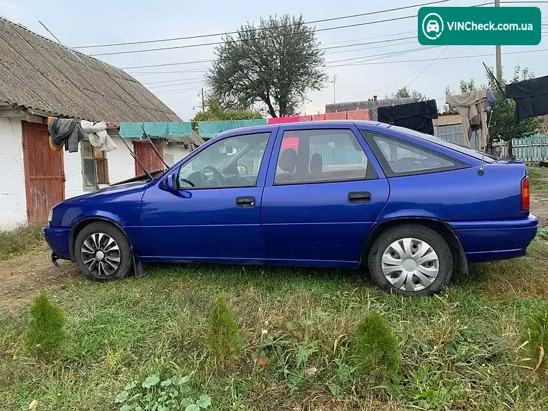 Opel Vectra 1992, фото з оголошення 1 з 20, VIN W0L000089N5334903