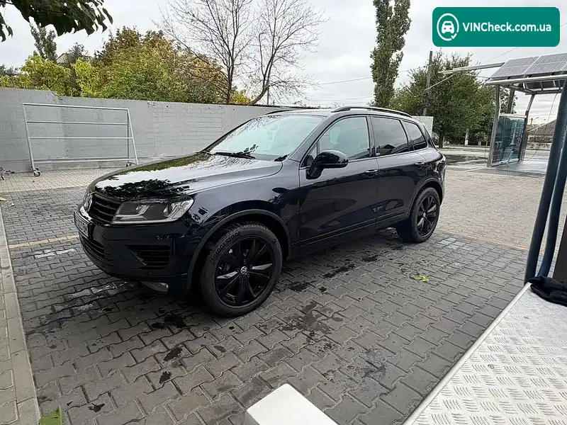 Volkswagen Touareg 2017, фото з оголошення 1 з 20, VIN WVGZZZ7PZJD003641