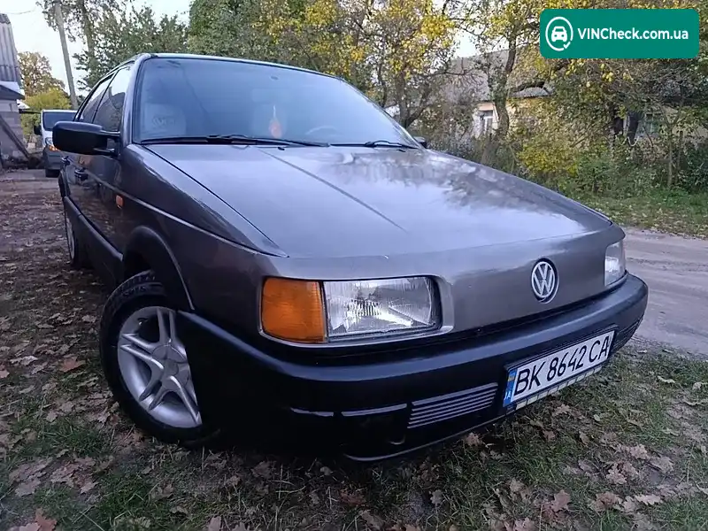Volkswagen Passat 1992, фото з оголошення 1 з 20, VIN WVWZZZ31ZPE096553
