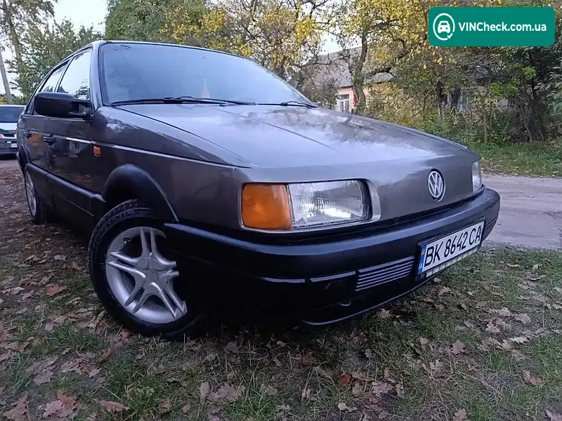 Volkswagen Passat 1992, фото з оголошення 2 з 20, VIN WVWZZZ31ZPE096553