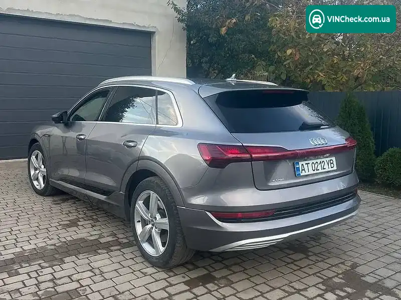 Audi e-tron 2019, фото з оголошення 1 з 7, VIN WA1LAAGE4KB012574