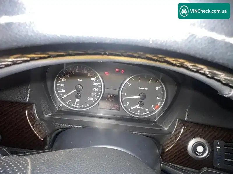 BMW 3 Series 2005, фото з оголошення 1 з 14, VIN WBAVA71010KR37306