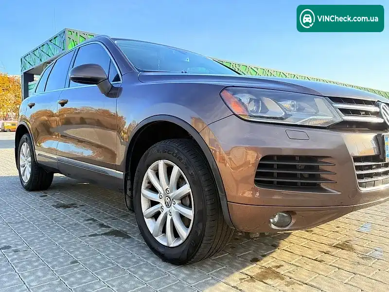 Volkswagen Touareg 2011, фото з оголошення 2 з 20, VIN WVGFF9BP6BD005010