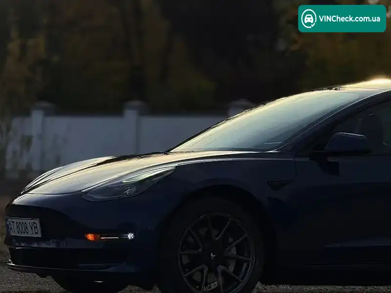 Tesla Model 3 2021, фото з оголошення 2 з 12, VIN 5YJ3E1EB4MF014926