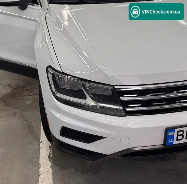 Volkswagen Tiguan 2018, фото з оголошення 1 з 20, VIN 3VV2B7AXXJM194186