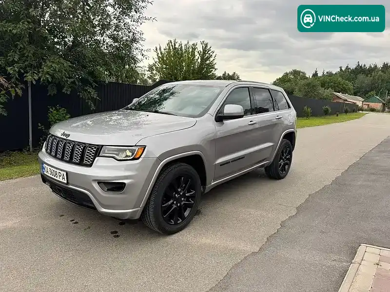 Jeep Grand Cherokee 2020, фото з оголошення 1 з 20, VIN 1C4RJFAG1LC354289
