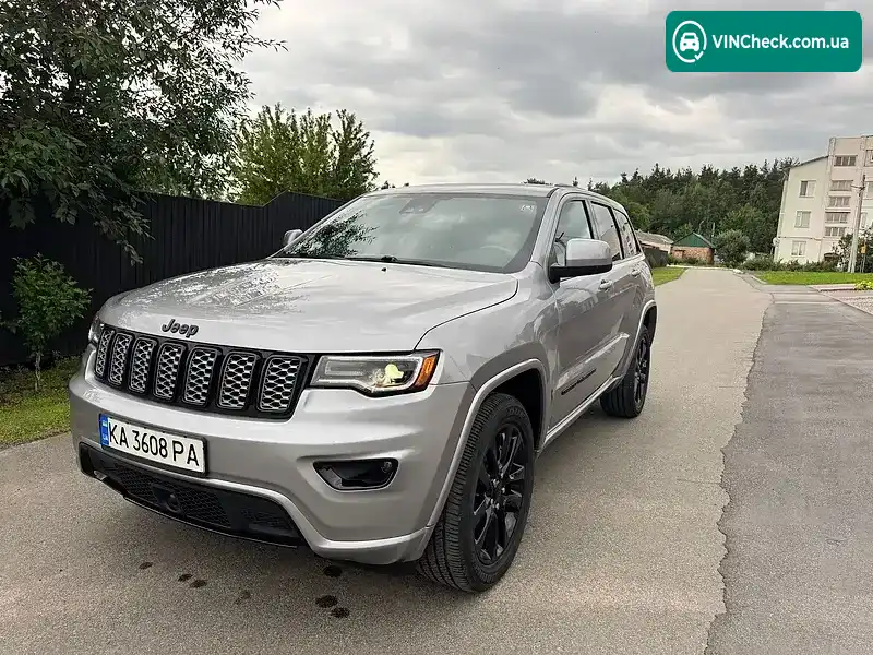 Jeep Grand Cherokee 2020, фото з оголошення 2 з 20, VIN 1C4RJFAG1LC354289