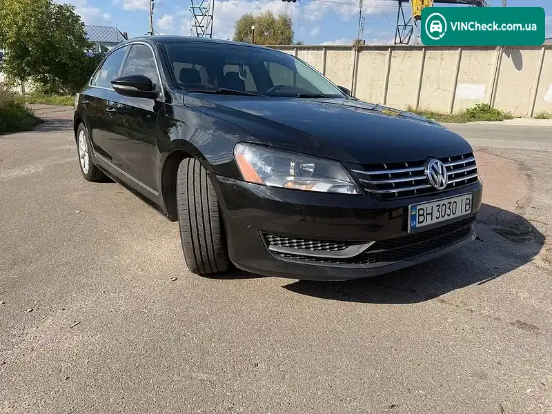 Volkswagen Passat 2012, фото з оголошення 2 з 17, VIN 1VWCH7A37CC029311