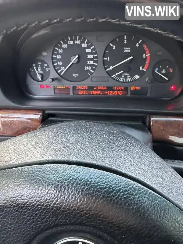 BMW 7 Series 2000, фото з оголошення 2 з 12, VIN WBAGE810X0DB83347