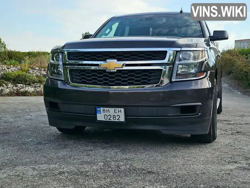 Chevrolet Suburban 2016, фото з оголошення 2 з 17, VIN 1GNSKHKC9HR153953