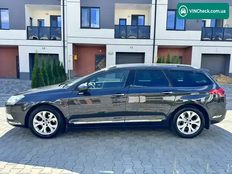Citroen C5 2012, фото з оголошення 2 з 20, VIN VF7RWRHHACL528006