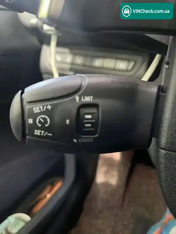 Peugeot 2008 2015, фото з оголошення 2 з 15, VIN VF3CU9HP8FY002941