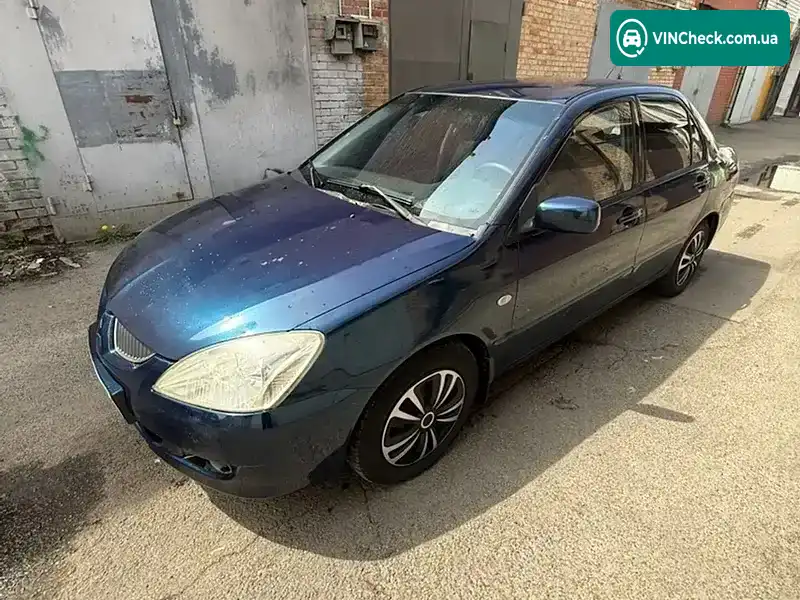 Mitsubishi Lancer 2004, фото з оголошення 2 з 13, VIN JMBSRCS3A4U004798
