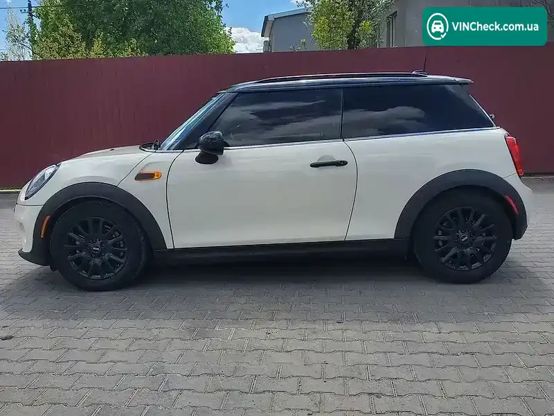 MINI Hatch 2014, фото з оголошення 2 з 8, VIN WMWXM5C56F3A58497