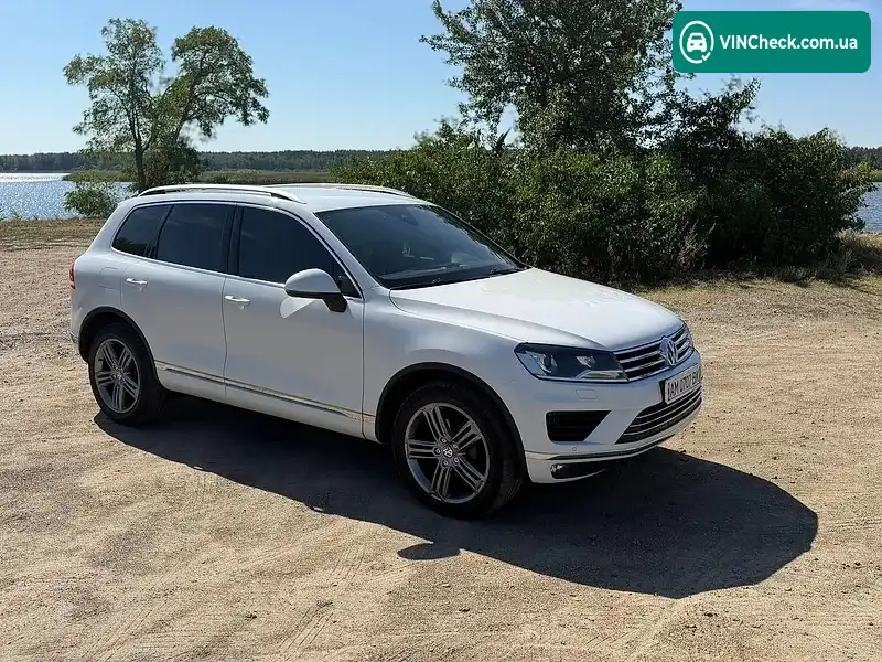 Volkswagen Touareg 2015, фото з оголошення 2 з 18, VIN WVGZZZ7PZGD021678