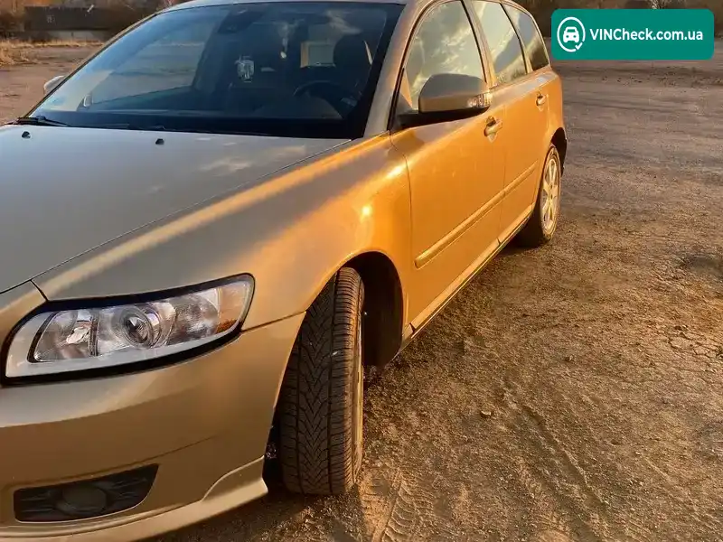 Volvo V50 2008, фото з оголошення 1 з 20, VIN YV1MW765282424108