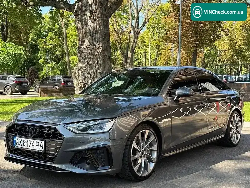 Audi A4 2019, фото з оголошення 2 з 20, VIN WAUFNAF4XLN003746