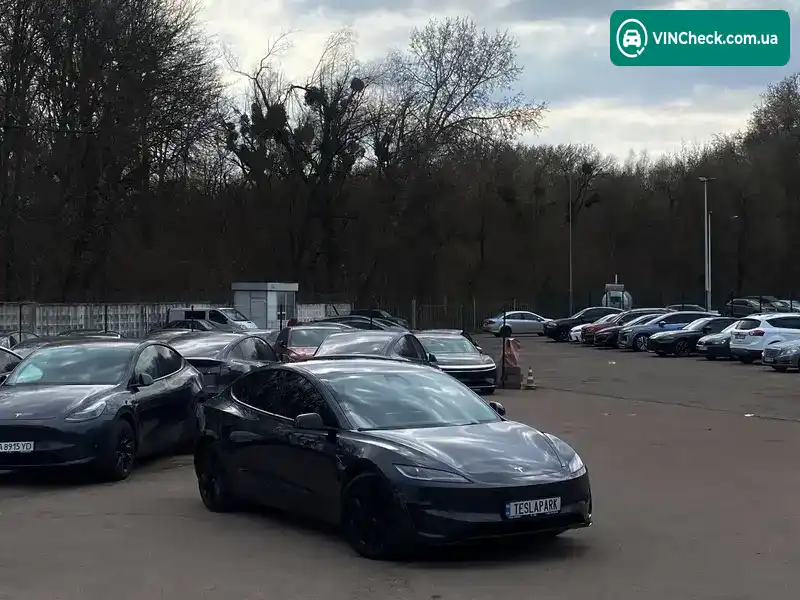 Tesla Model 3 2024, фото з оголошення 2 з 21, VIN 5YJ3E1EB0RF755601