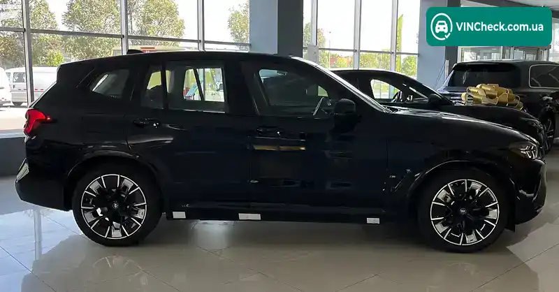 BMW iX3 2023, фото з оголошення 2 з 10, VIN LBV41DU08PSB32549