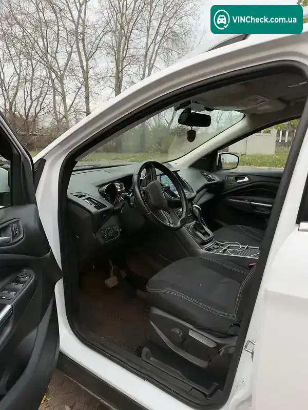 Ford Kuga 2016, фото з оголошення 2 з 11, VIN WF0AXXWPMAGS22122