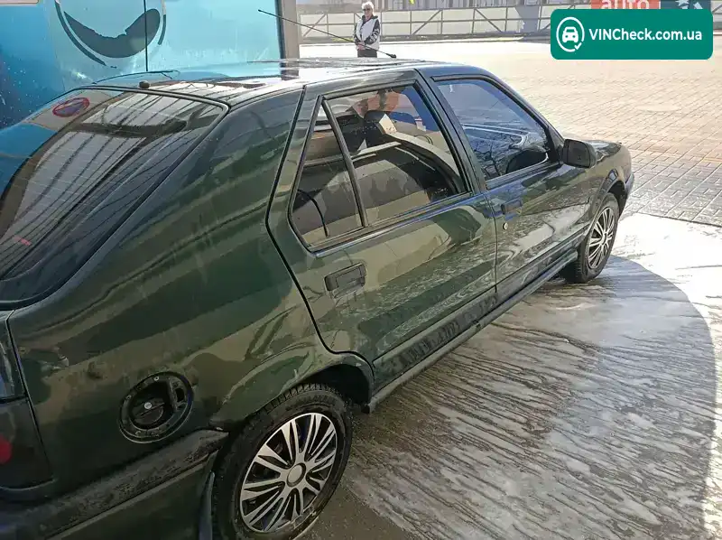Renault 19 1993, фото з оголошення 2 з 9, VIN VF1B53B0509531113