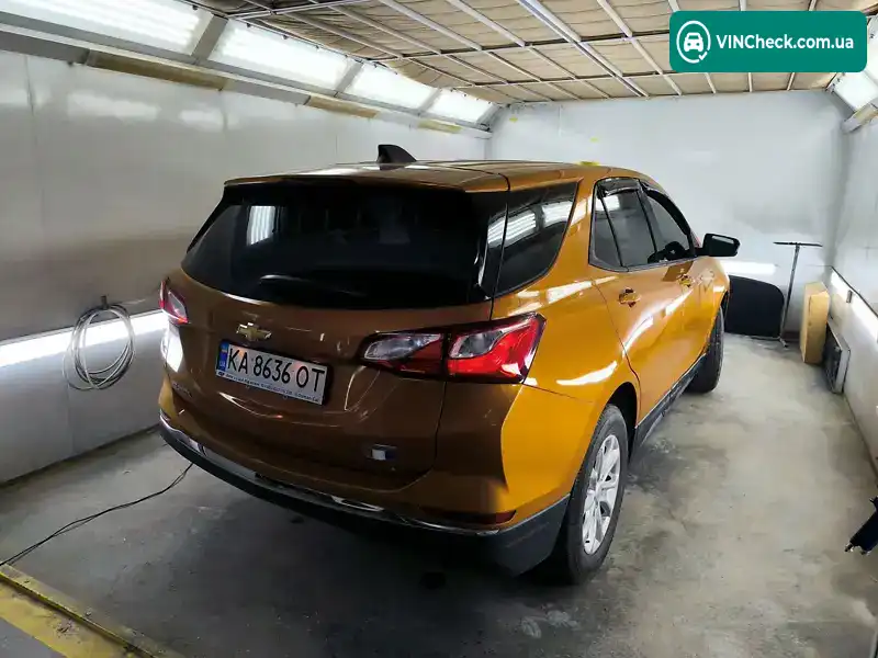 Chevrolet Equinox 2018, фото з оголошення 2 з 9, VIN 2GNAXHEVXJ6257587