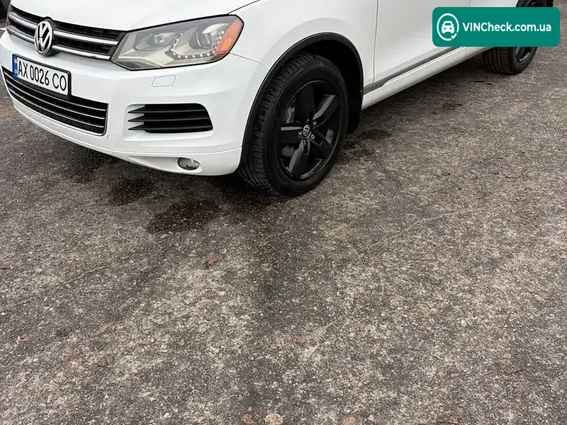 Volkswagen Touareg 2011, фото з оголошення 2 з 20, VIN WVGEF9BP4CD006668
