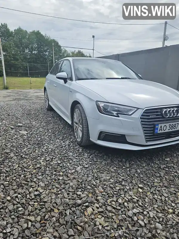 Audi A3 2018, фото з оголошення 1 з 6, VIN WAUUPBFF9JA089693