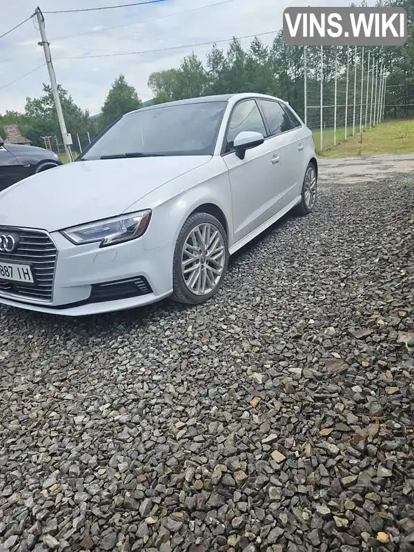 Audi A3 2018, фото з оголошення 2 з 6, VIN WAUUPBFF9JA089693