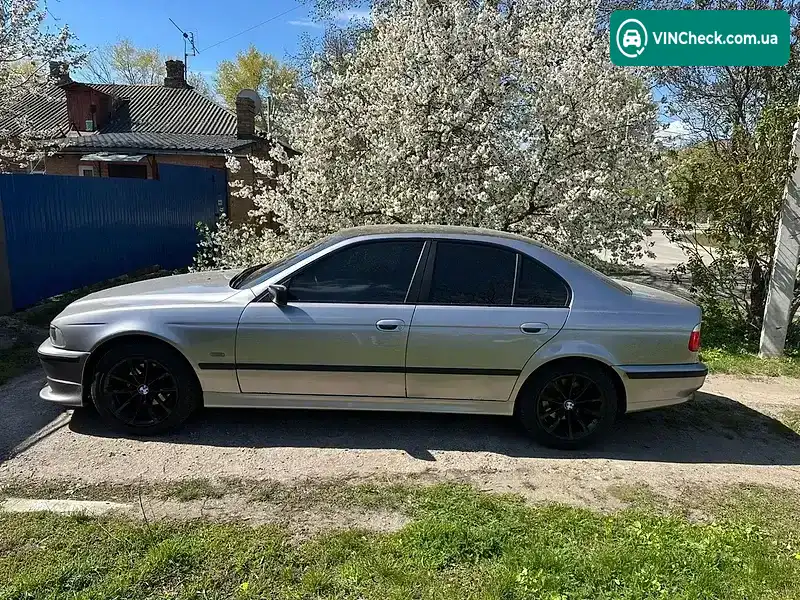 BMW 5 Series 1997, фото з оголошення 1 з 13, VIN WBADD31080BU25473