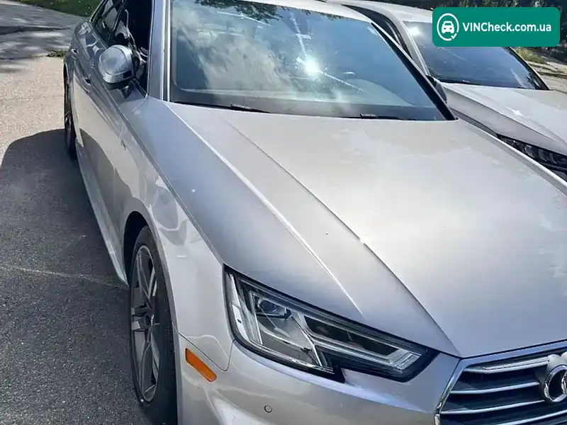 Audi A4 2018, фото з оголошення 2 з 14, VIN WAULMAF44JN019525