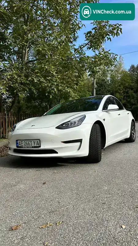 Tesla Model 3 2019, фото з оголошення 1 з 21, VIN 5YJ3E1EA1KF486229
