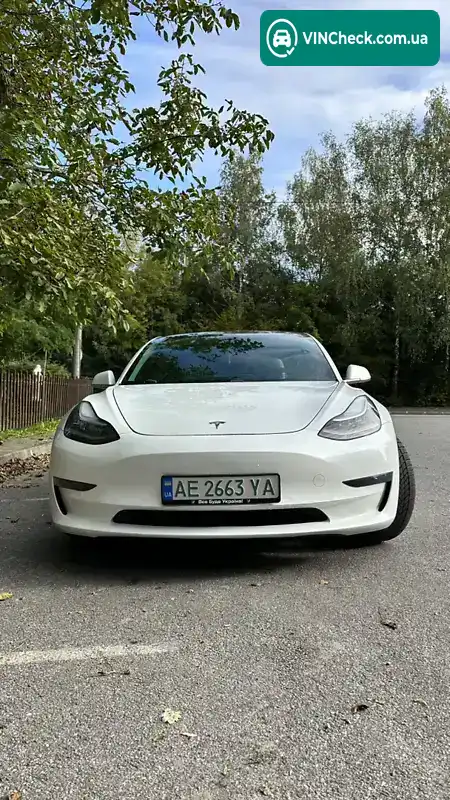Tesla Model 3 2019, фото з оголошення 2 з 21, VIN 5YJ3E1EA1KF486229