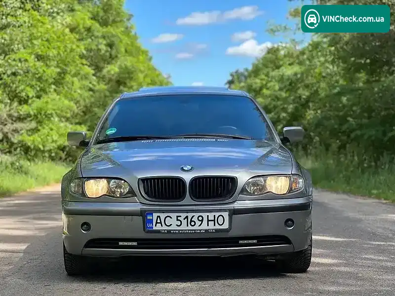 BMW 3 Series 2004, фото з оголошення 2 з 19, VIN WBAEY71010KX00648