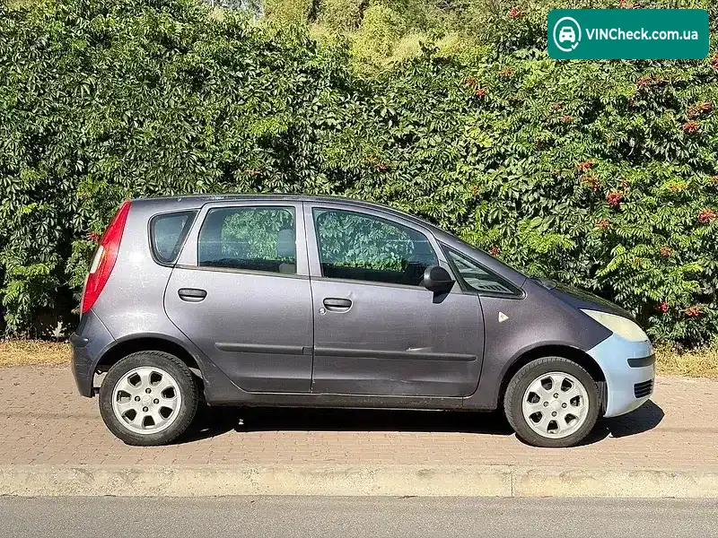 Mitsubishi Colt 2006, фото з оголошення 1 з 9, VIN XMCXNZ34A5F083924