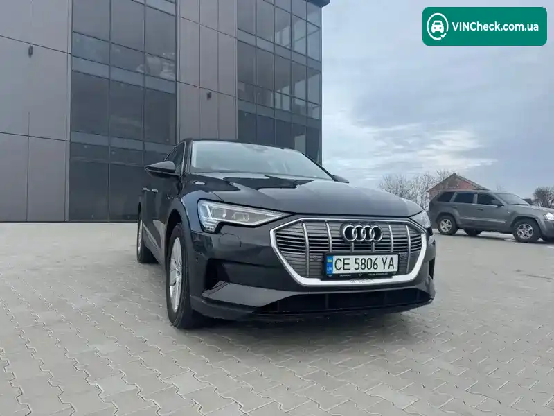 Audi e-tron 2020, фото з оголошення 1 з 21, VIN WAUZZZGE4MB016700