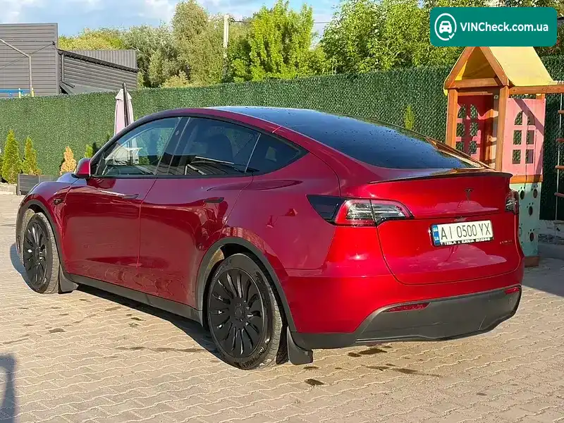 Tesla Model Y 2024, фото з оголошення 2 з 20, VIN 7SAYGAEEXRF005409