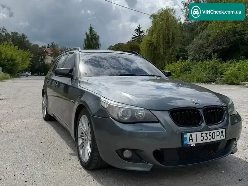 BMW 5 Series 2005, фото з оголошення 2 з 12, VIN WBANJ91010CR64365