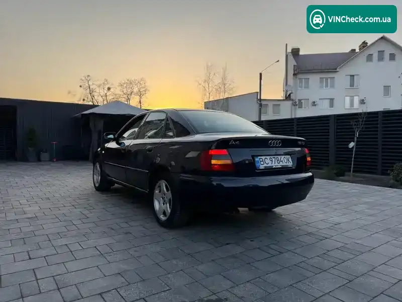 Audi A4 2000, фото з оголошення 2 з 21, VIN WAUZZZ8DZ1A081853