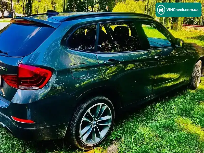 BMW X1 2014, фото з оголошення 1 з 13, VIN WBAVL1C58FVY33774